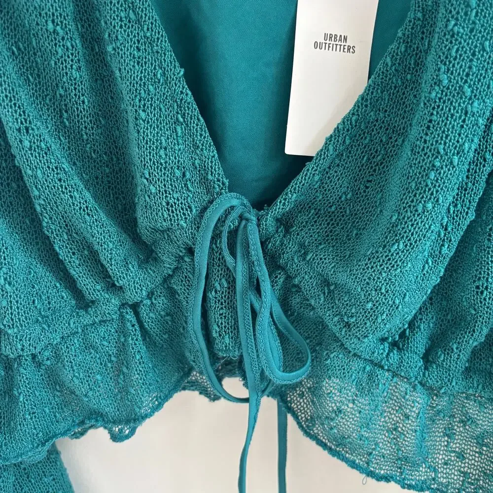 Urban Outfitters NWT Bell Sleeve Crop Top Tie Front Ruffles Boho Size Large